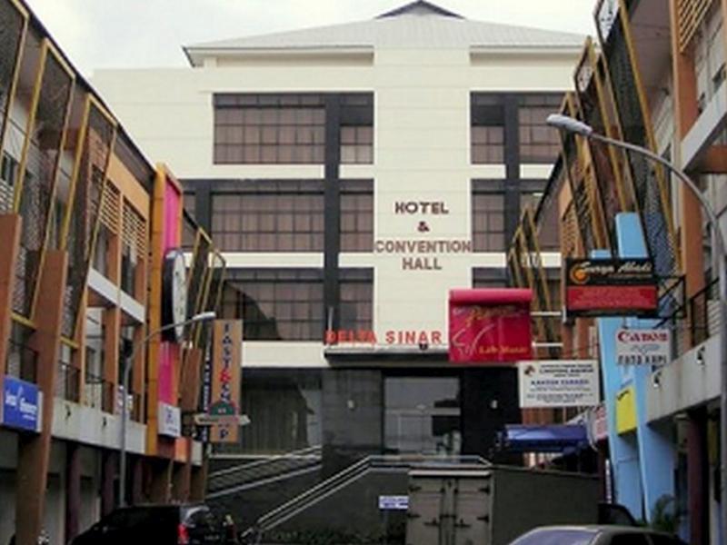 Hotel Delta Sinar Mayang Sidoarjo Εξωτερικό φωτογραφία